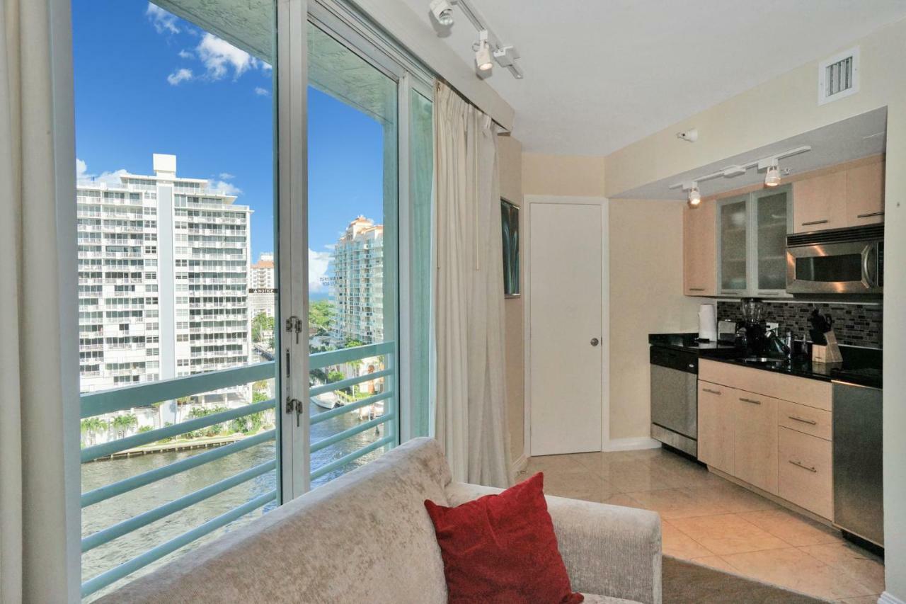 Gallery One - A Doubletree Suites By Hilton Hotel Fort Lauderdale Exterior foto